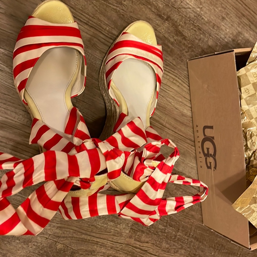UGG Espadrille Luciana Stripe Red and White Size 7